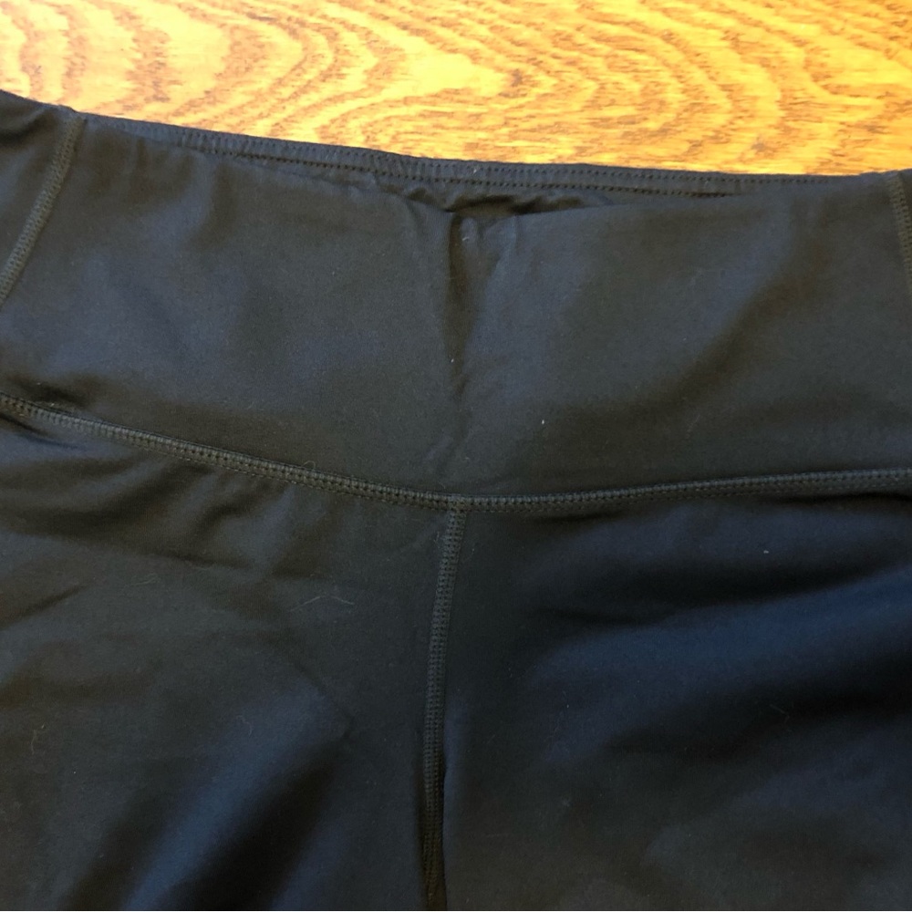 Torrid Active Crop Side Pocket Legging Black Nylo… - image 3